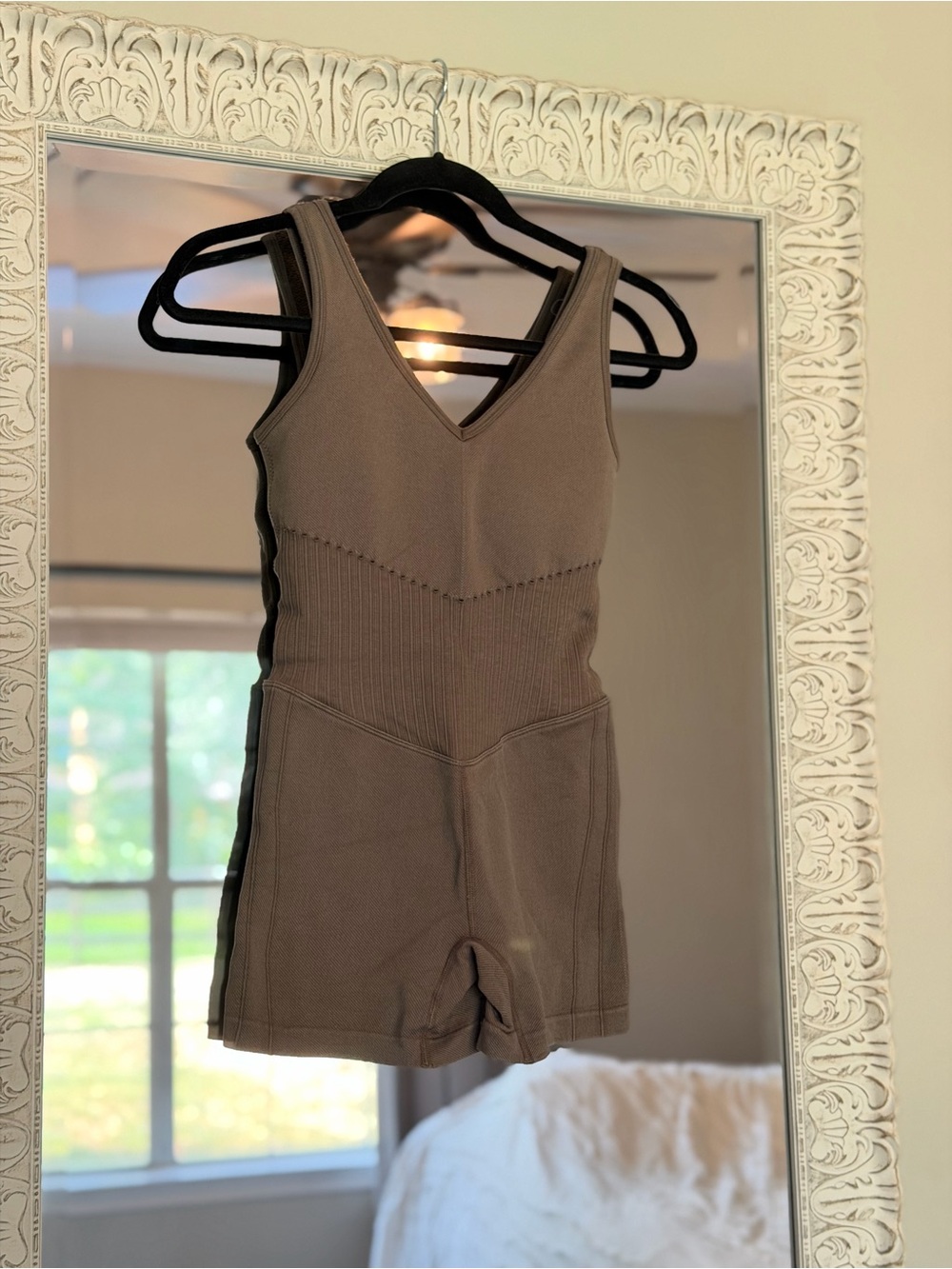 JoyLab Taupe Seam-Detail Ribbed V-Neck Bodysuit